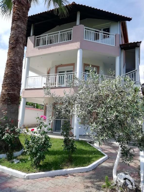 Villa Fotis View Paralia Skotinis Exterior photo