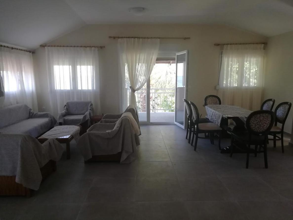 Villa Fotis View Paralia Skotinis Exterior photo