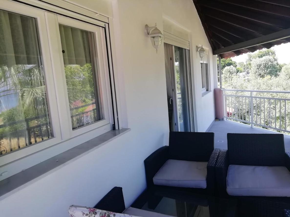 Villa Fotis View Paralia Skotinis Exterior photo